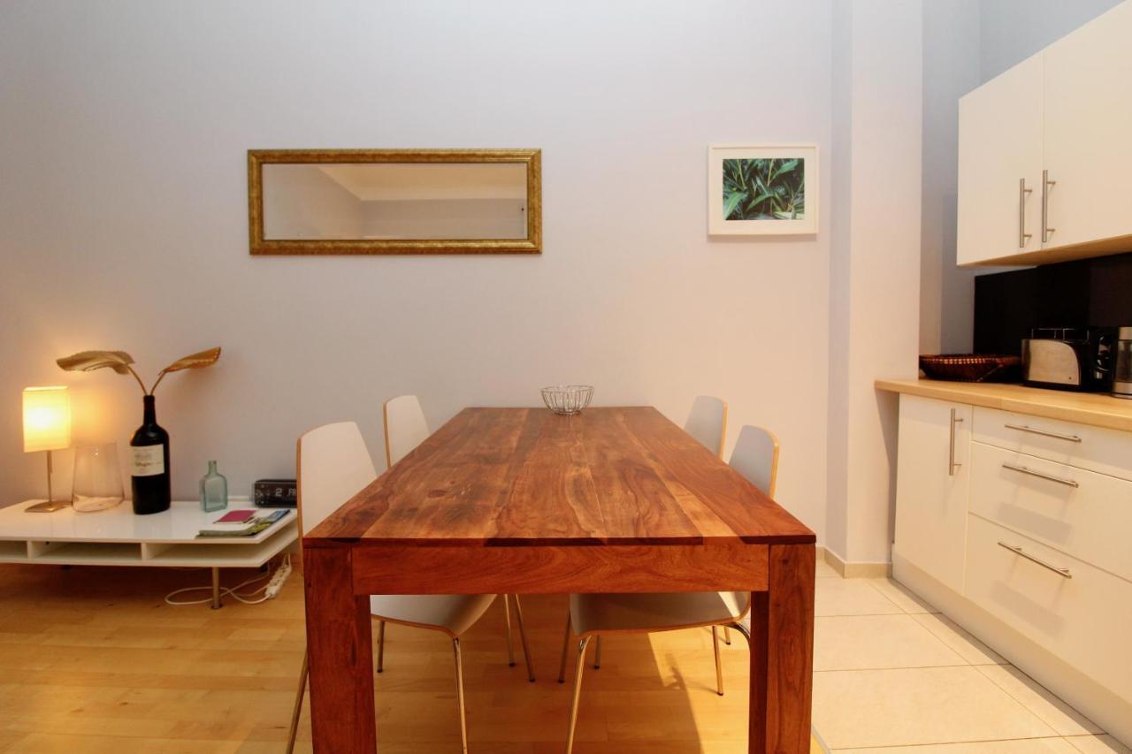 Classy Apartment In The Heart Of Vienne Extérieur photo