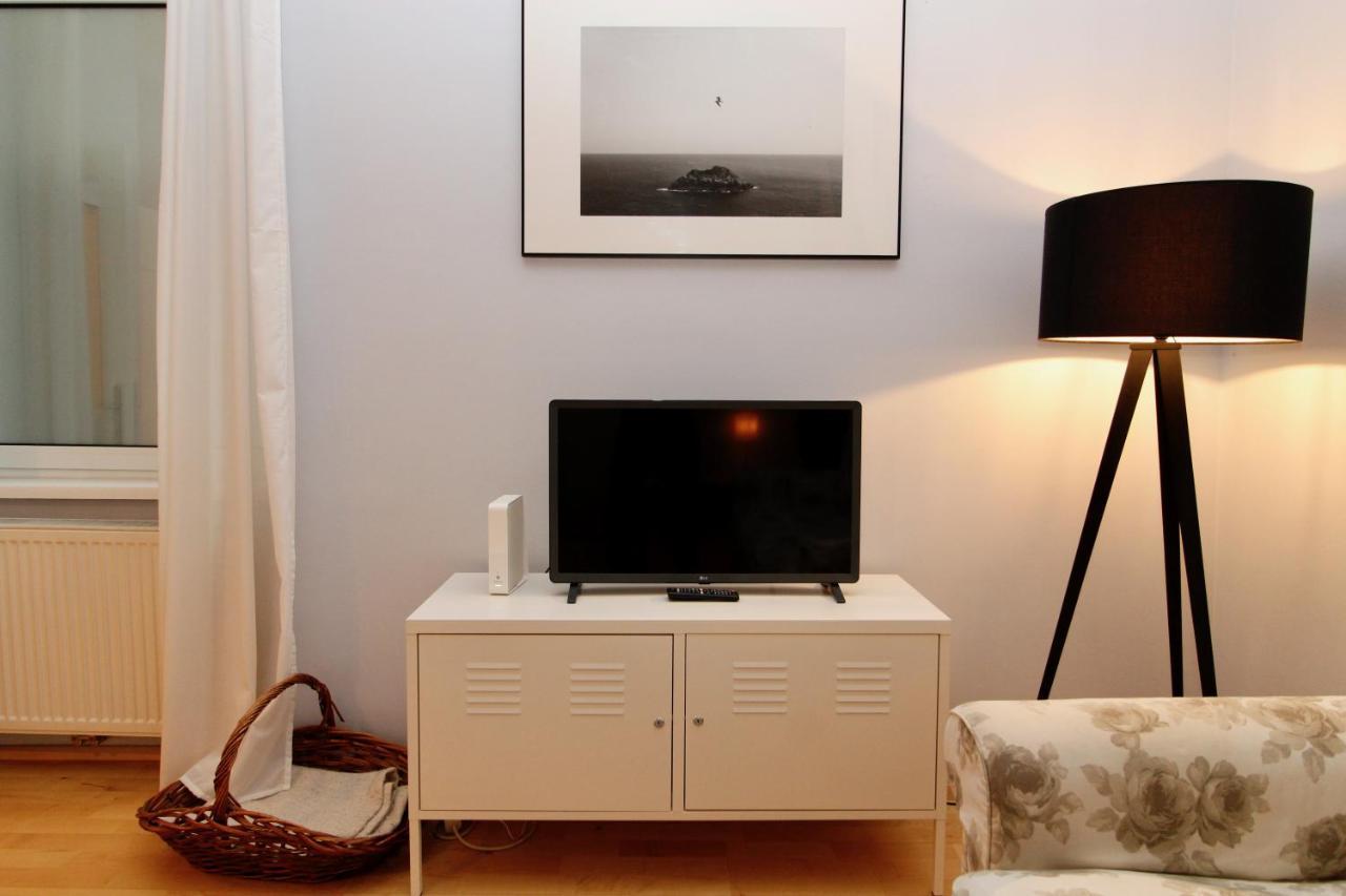Classy Apartment In The Heart Of Vienne Extérieur photo